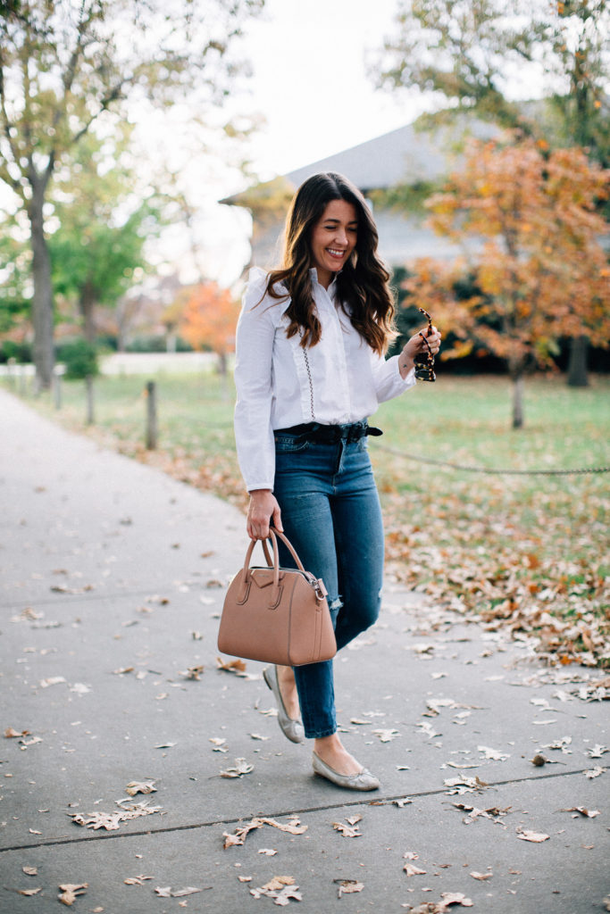 5 Classic Items You Need in Your Closet Now