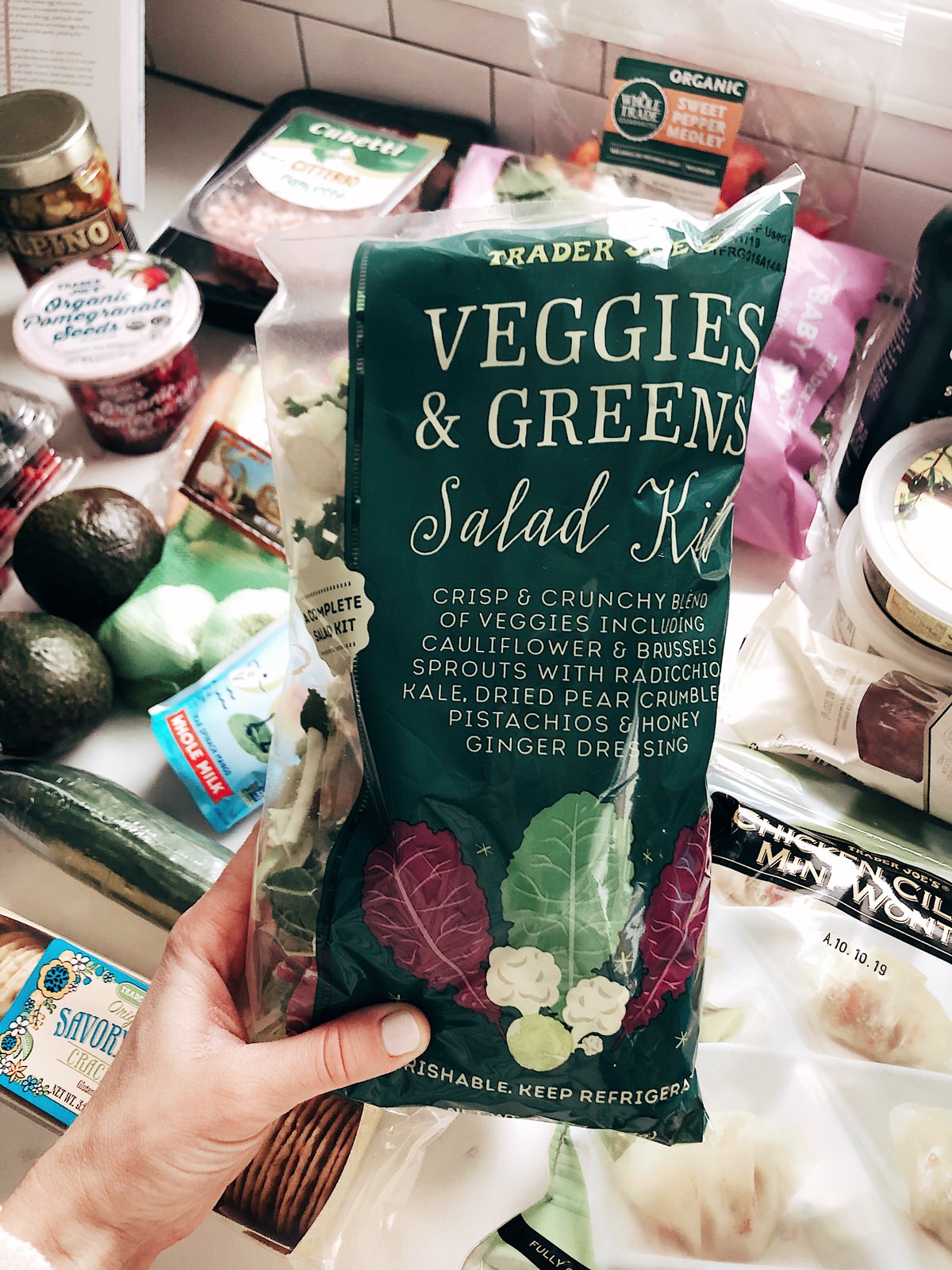 trader joe's veggies and greens salad kit
