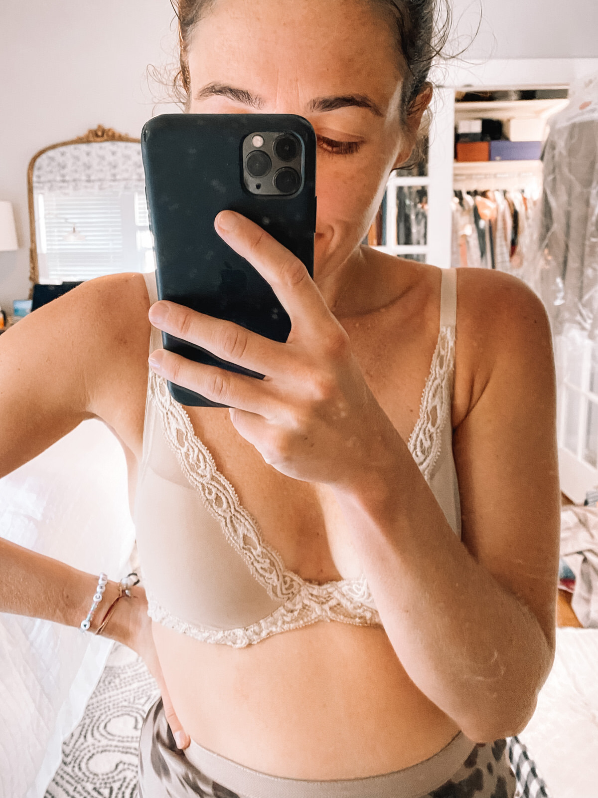 Nordstrom Anniversary Sale Natori Feathers underwire contour bra lingerie