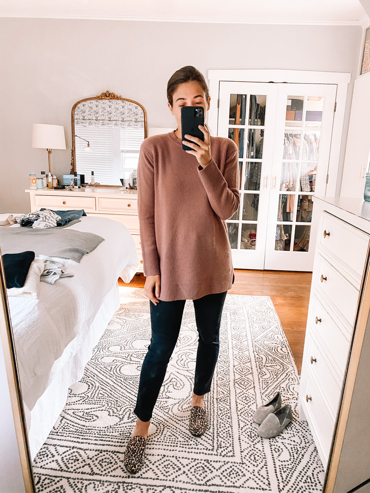 Nordstrom Anniversary Sale signature cashmere tunic sweater Good American Good Waist cropped jeans