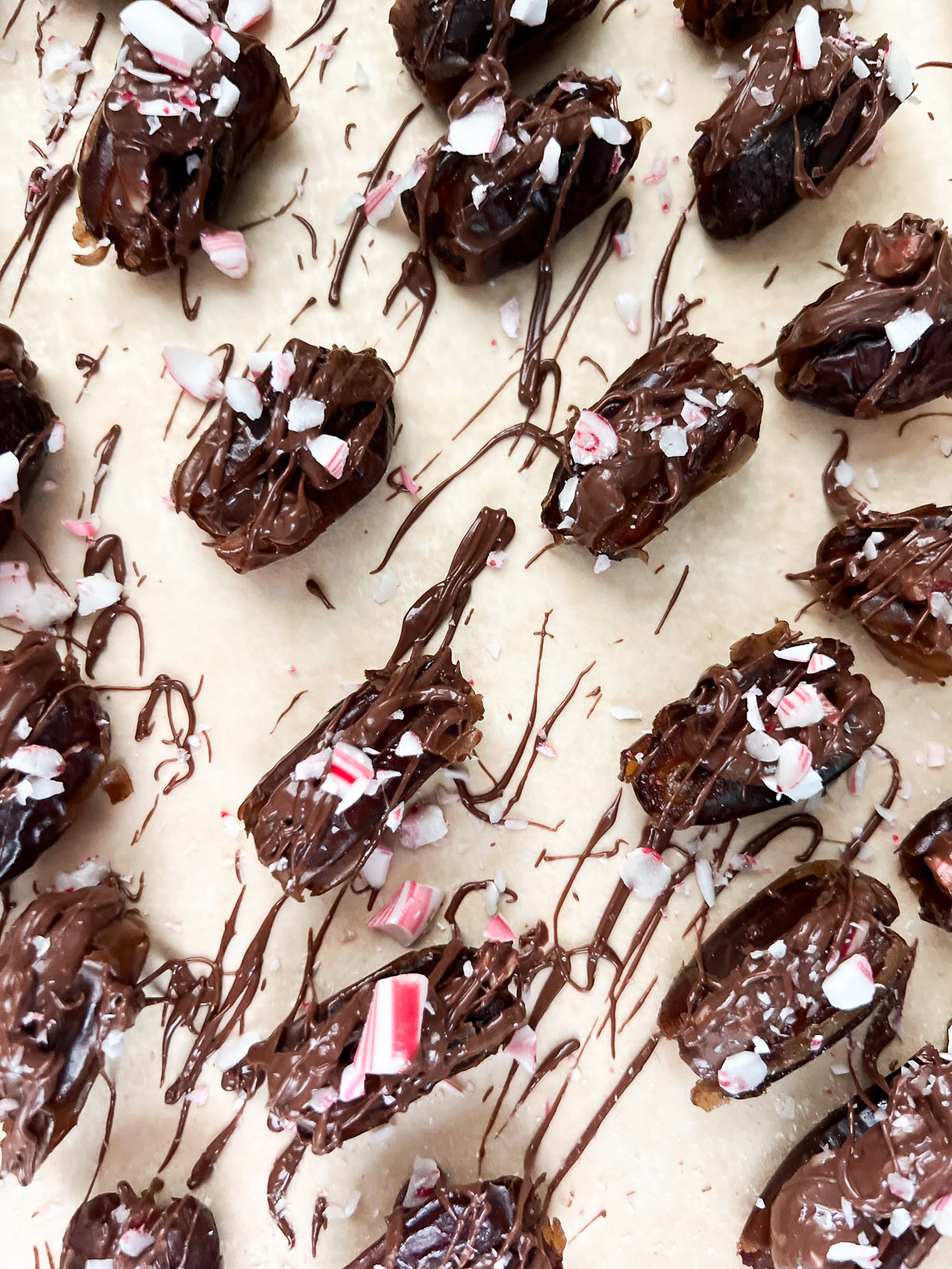 peppermint fudge date dessert recipe