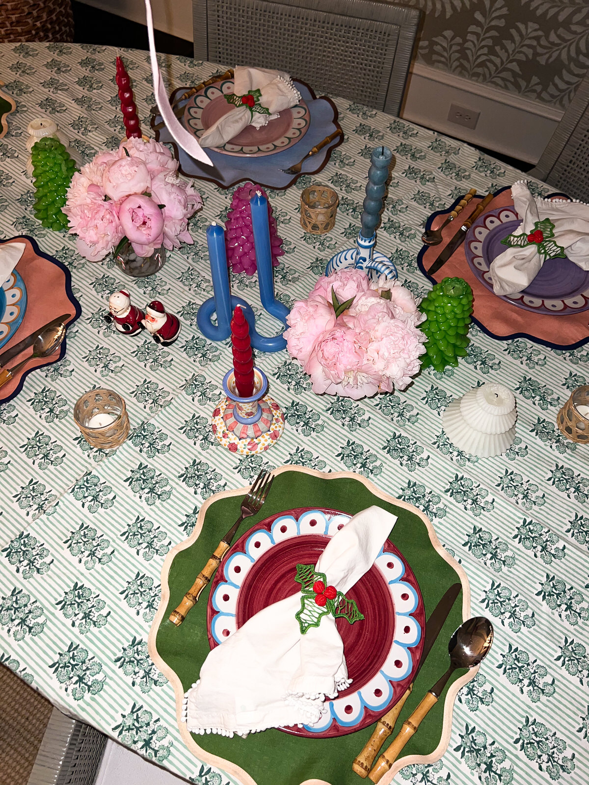 colorful tabletop details