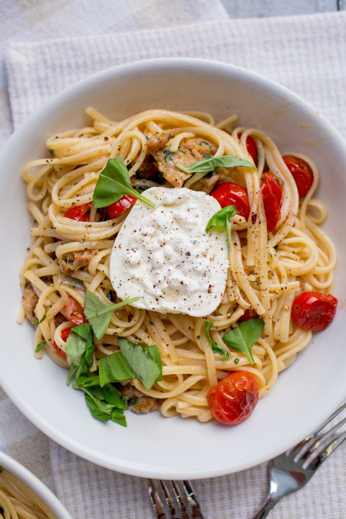 Summer Caprese Pasta Recipe