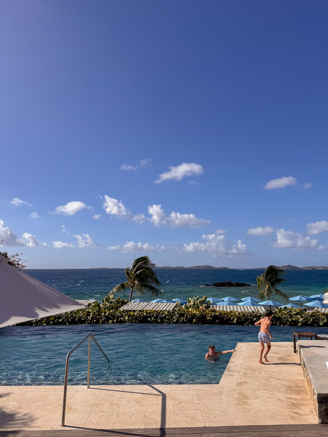 lovango resort